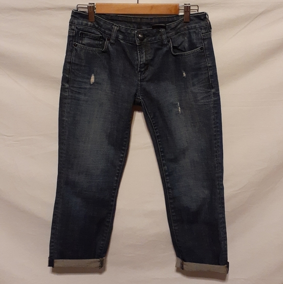 Distressed Buffalo Capris. Size 28. - Picture 1 of 4